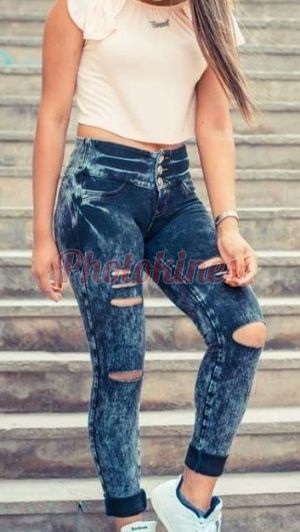 Karla 937274973 - Escort en Lince