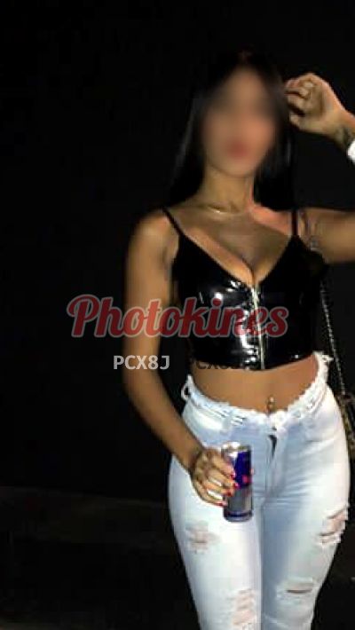 Camila, Puta en Santa Anita