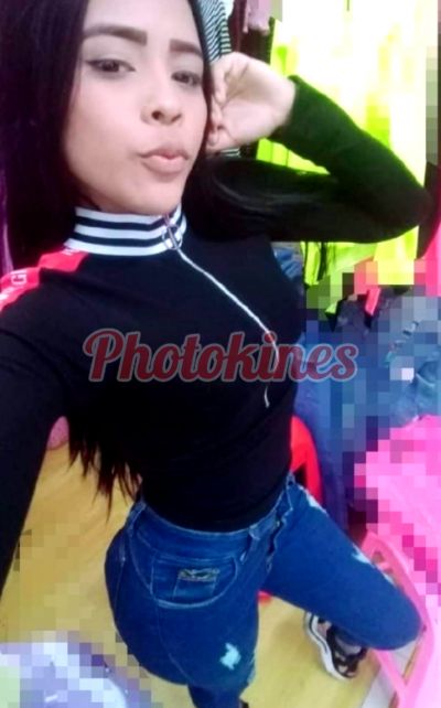 Alejandra, puta en Trujillo