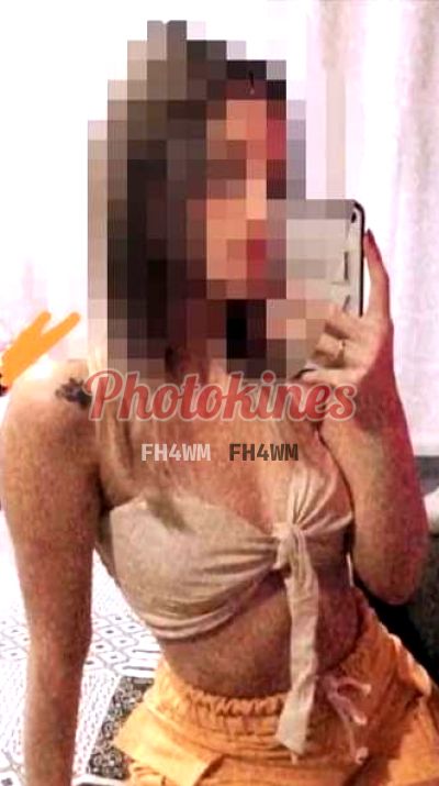 Ariana, puta en Surco