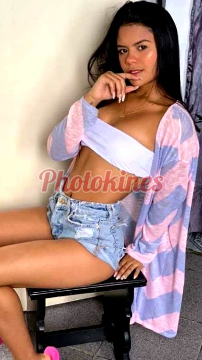 Carolina, puta en Trujillo