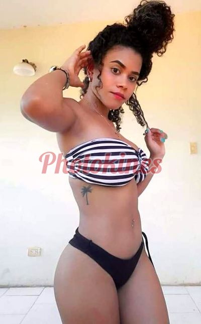 Mónica, kine en Trujillo