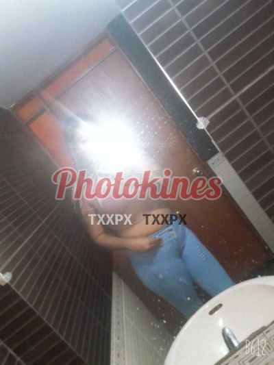 Valentina 935210453, Kine en Camaná