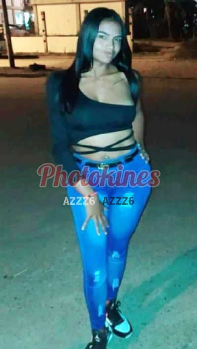 Kiara, Puta en Comas