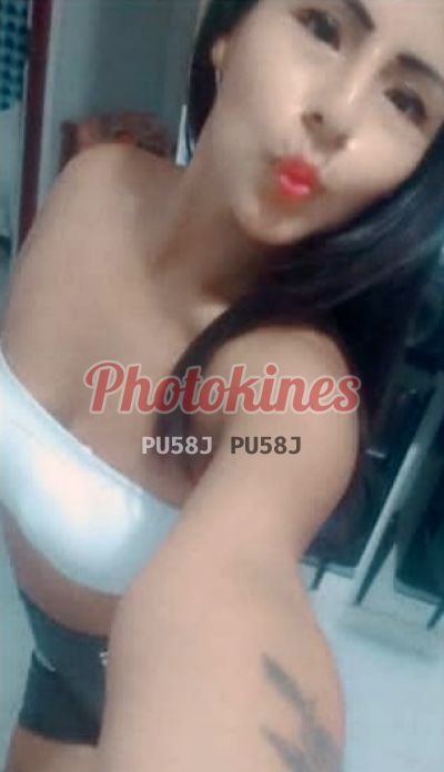 Mirella, puta en Comas