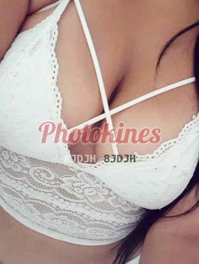 Azul, escort en Arequipa