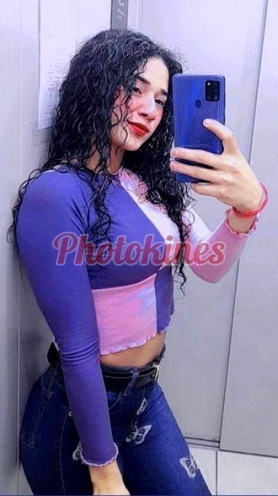 Rubí, escort en Comas