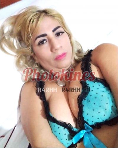 Karla, mujer que hace videollamadas y sexting