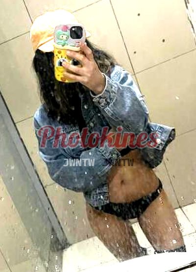 Mía 918102435, mujer que hace videollamadas y sexting