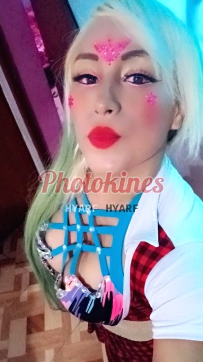 Britanny, mujer que hace videollamadas y sexting