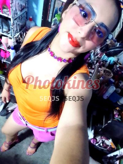 Carmen 980008495, kine en Comas