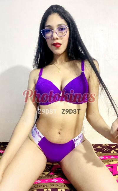 Isabella 977528960, mujer que hace videollamadas y sexting