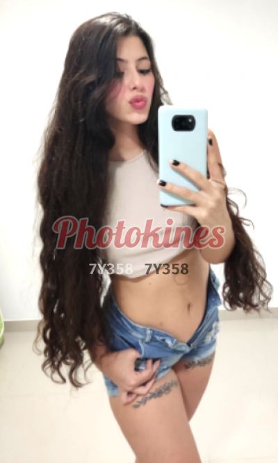 Kloe, mujer que hace videollamadas y sexting
