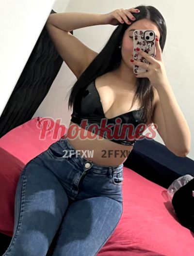 Esther 919036402, Escort en Lince