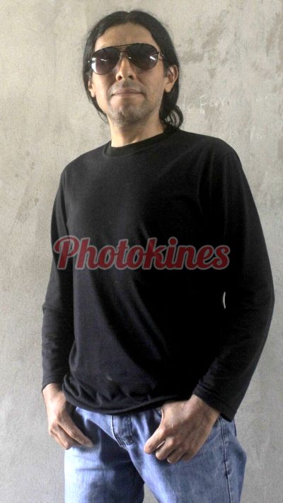 Adonis 986881648, Hombre en Surco