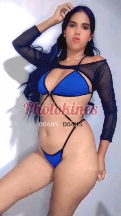 Crisma 918293724, Mujer que hace videollamadas y sexting