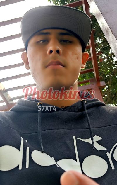 Escort, hombre en Ate