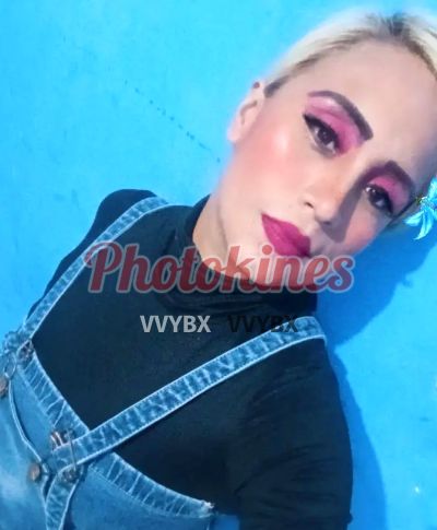 Britanny, mujer que hace videollamadas y sexting