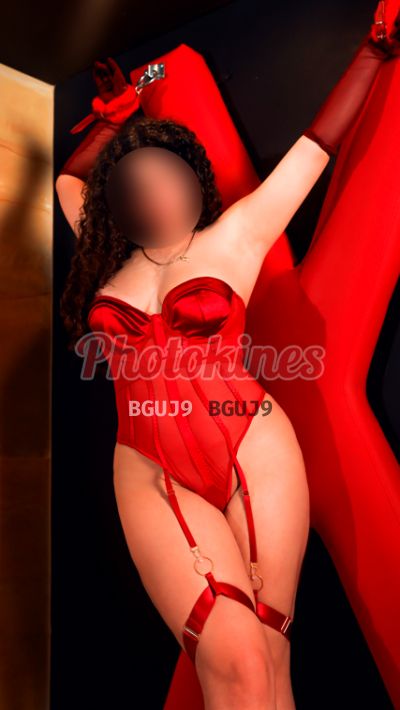 Amber 902116054, kinesióloga en Chorrillos