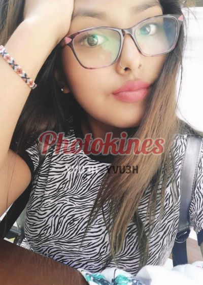 TALIHA, mujer que hace videollamadas y sexting