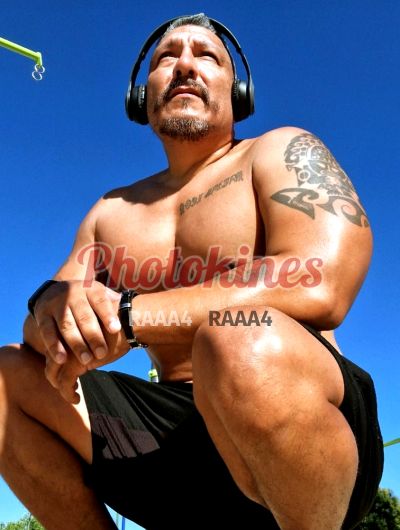 León 970517455, hombre en Trujillo