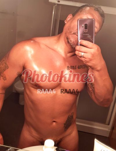León 970517455, hombre en Trujillo