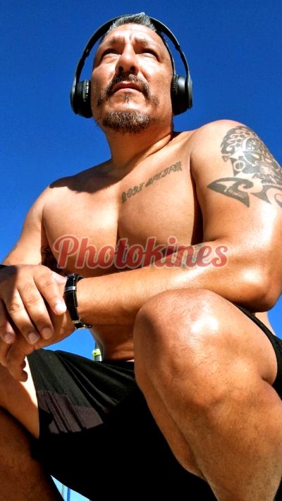 León 970517455, hombre en Trujillo