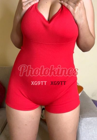 Samira, mujer que hace videollamadas y sexting