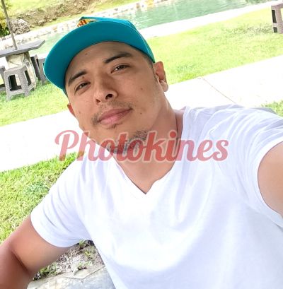 Alejandro 990816157, hombre que hace videollamadas y sexting