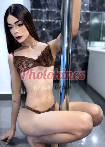 Mía Valentina 921246207, travesti en Lince