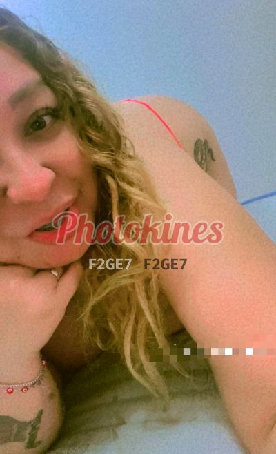 La colorada, mujer que hace videollamadas y sexting