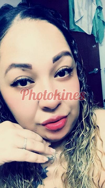 La colorada, mujer que hace videollamadas y sexting
