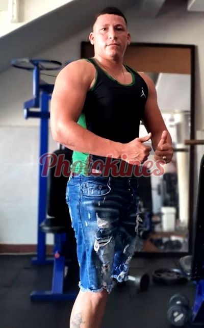 Lewis 904895863, hombre en Los Olivos