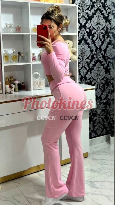 Yiyi 983263810, kine en Miraflores