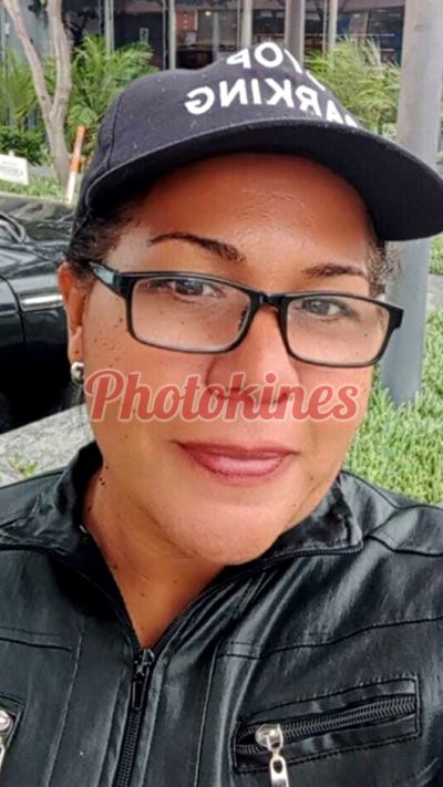 Samira 901998827, mujer que hace videollamadas y sexting