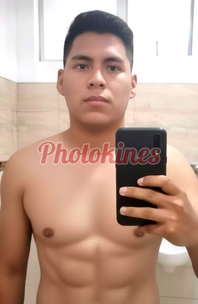 James 969008659, hombre que hace videollamadas y sexting