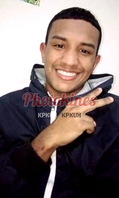 Alejandro 961482804, hombre que hace videollamadas y sexting