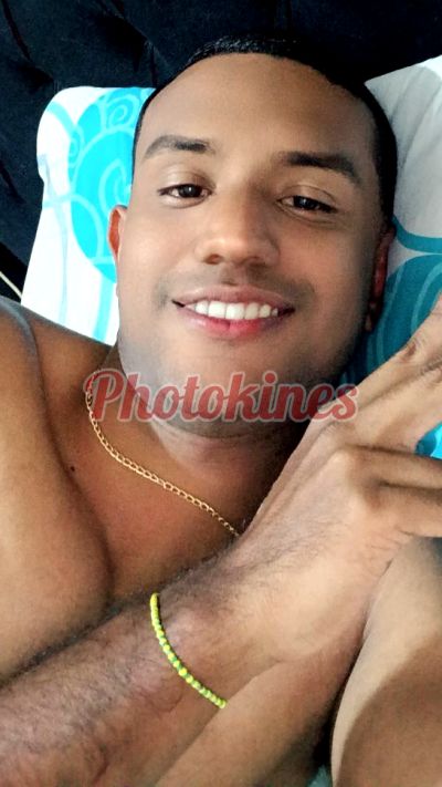 Alejandro 961482804, hombre que hace videollamadas y sexting