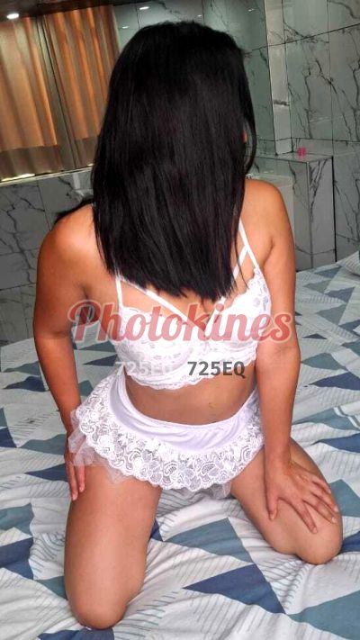 María, mujer que hace videollamadas y sexting