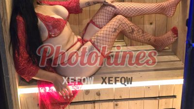 Andrea 951374099, mujer que hace videollamadas y sexting