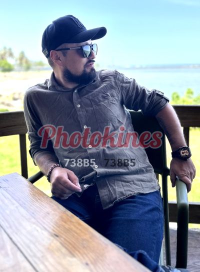 Diego 910360010, hombre en San Isidro