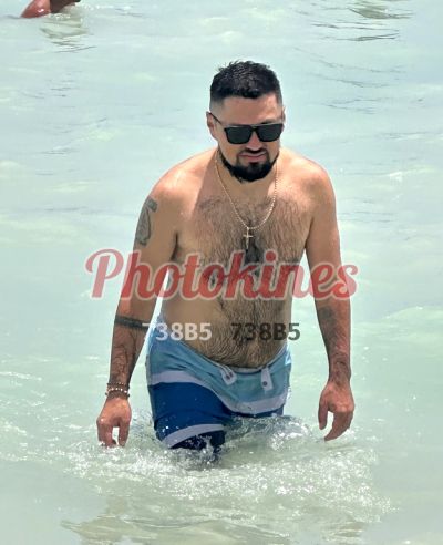 Diego 910360010, hombre en San Isidro
