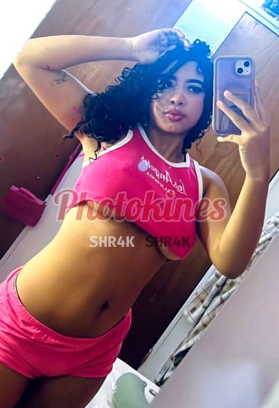 Aleina 900225502, puta en Los Olivos