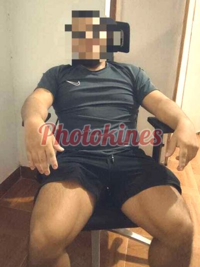 Arón 921610489, hombre en Miraflores
