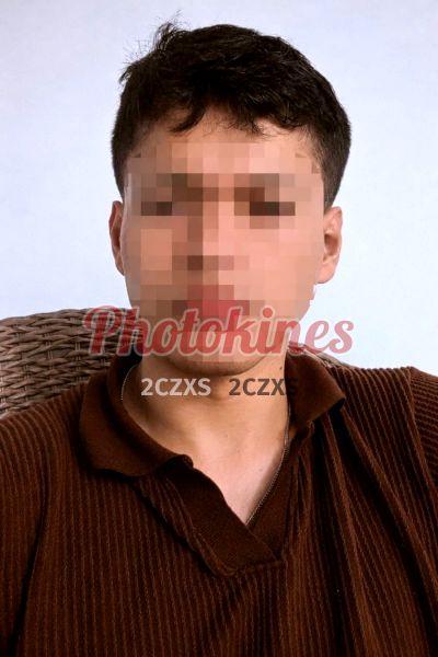 Facundo 933040231, hombre en Magdalena