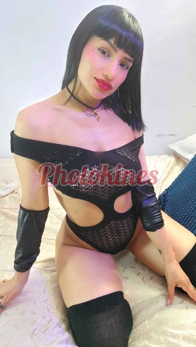 Lady 901231294, mujer que hace videollamadas y sexting