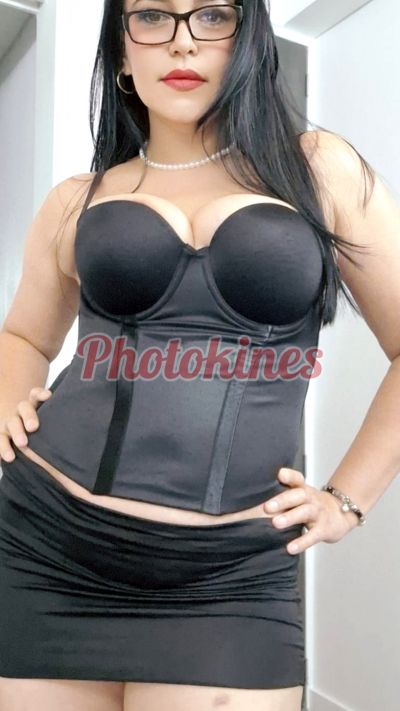 Valeria 964387735, mujer que hace videollamadas y sexting