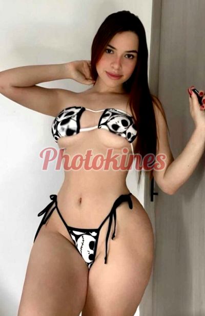 Scarlett 938138770, kine en Comas