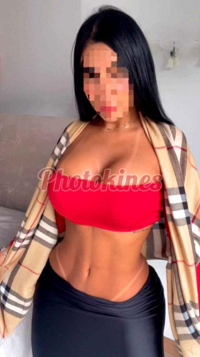 Thalía, puta en Comas